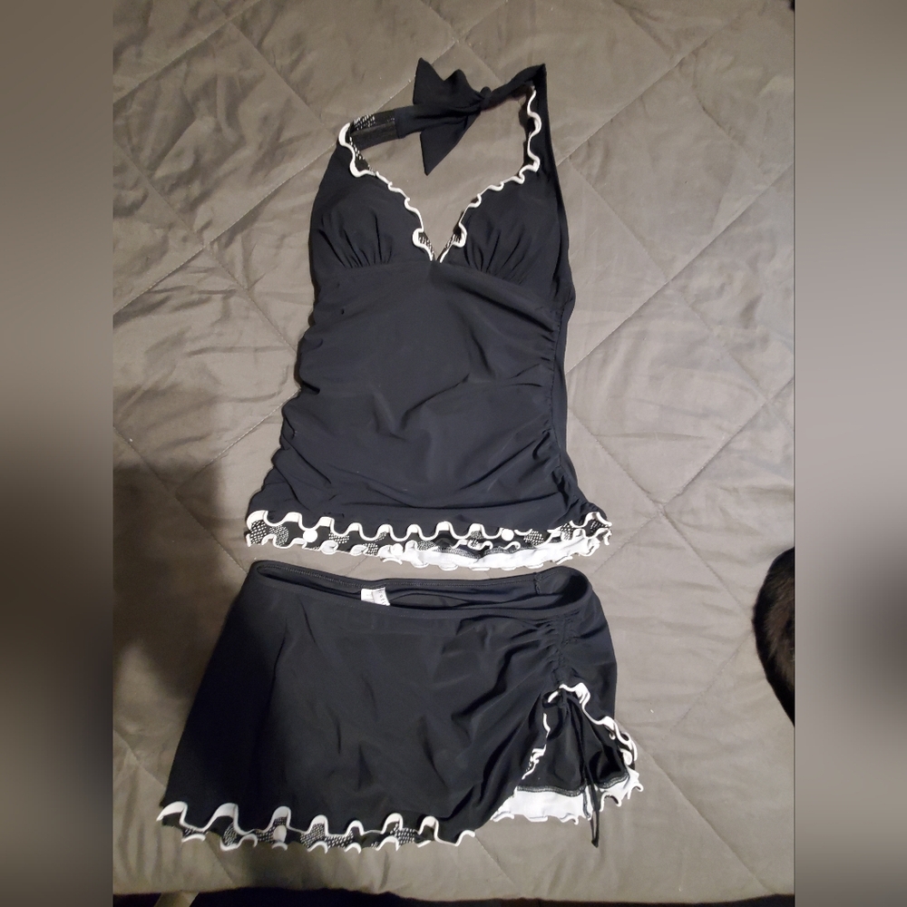 Bathing suit